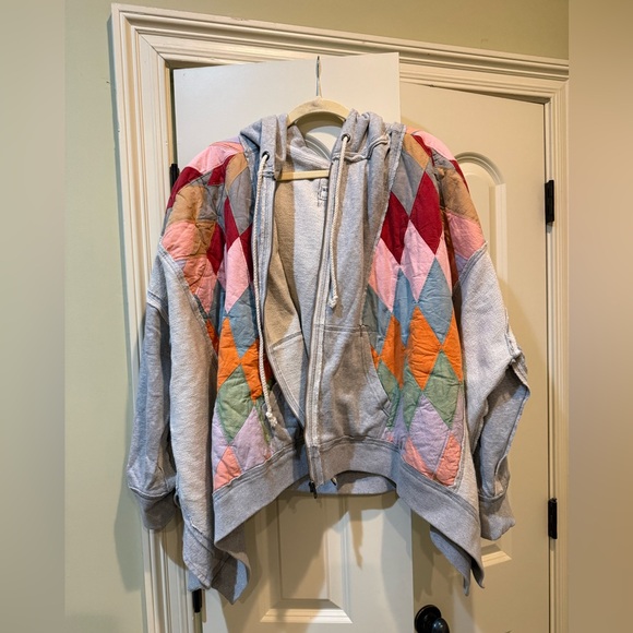 We the Free Sha Sha Hoodie size M/L NWT - Picture 4 of 7